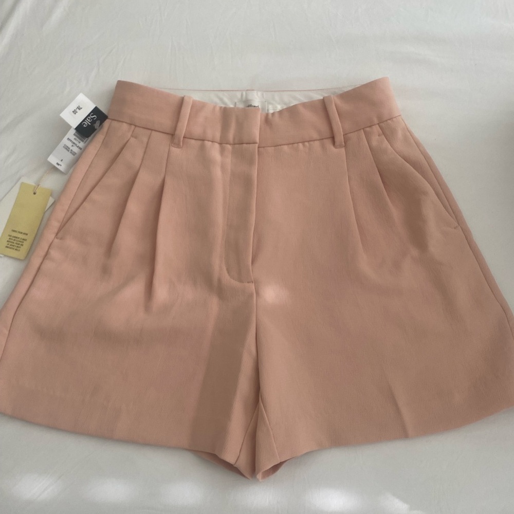 Aritzia Wilfred Effortless Shorts